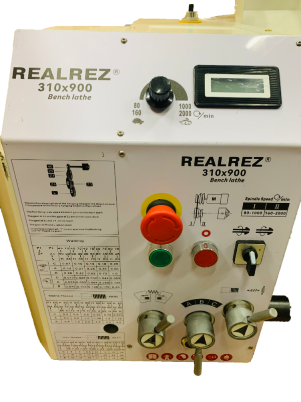 REALREZ 310X900 220V (УЦИ+СОЖ) Токарно-винторезный станок по металлу 